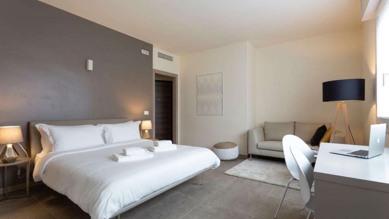 Erïk Langer Pedrocchi Suites Padua Exterior foto