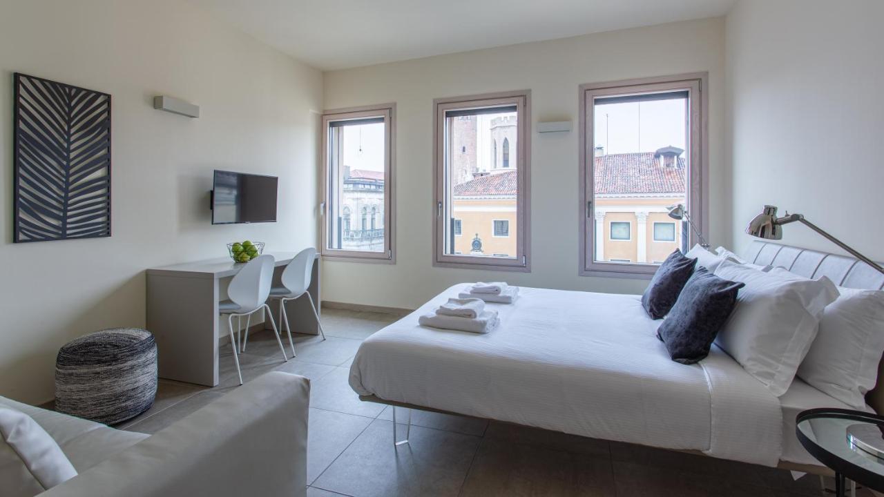 Erïk Langer Pedrocchi Suites Padua Exterior foto
